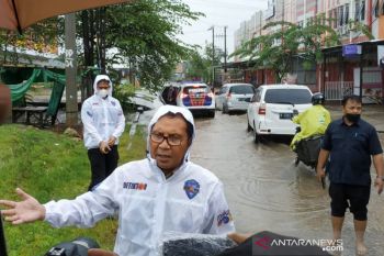 Wali Kota Makassar pantau sejumlah wilayah langganan banjir