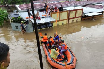 Banjir landa beberapa wilayah kecamatan di Pulau Lombok