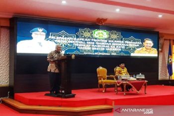 Gubernur Ali Mazi lepas kontingen Sultra ikuti Festival Seni Qasidah nasional