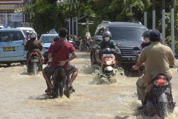Hujan diprakirakan turun di NTB hingga 2 Maret