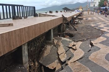 PUPR Mataram inventarisasi kerusakan tanggul di Pantai Ampenan