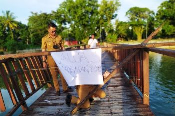 Kios pedagang hingga jembatan wisata Talao Pauh rusak akibat cuaca ekstrem