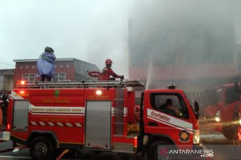 Satu minimarket di Natuna terbakar