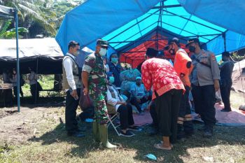 Korban banjir Lombok Barat membutuhkan pakaian bekas