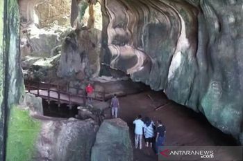 Pemkab larang Pokdarwis goa batu kapal lakukan pungutan