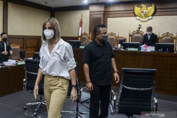 Nia Ramadhani akan jalani sidang lanjutan di PN Jakpus hari ini