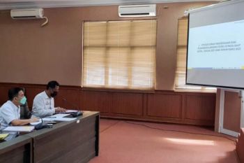 Pemkab Lampung Selatan ikuti rapat persiapan penerapan pembatasan selama Natal-tahun baru