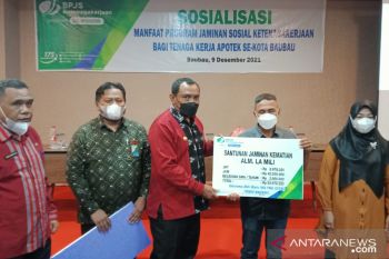 BPJAMSOSTEK Kota Baubau serahkan santunan kematian senilai Rp96 juta