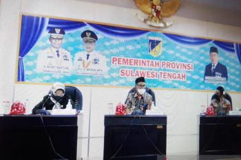 Sulteng  targetkan realisasi vaksinasi capai 60 persen akhir Desember
