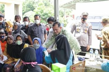 Bupati OKU perintahkan puskesmas 'jemput bola' vaksinasi warga