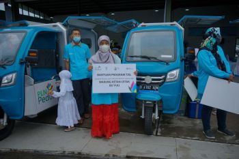 PLN sabet HRExcellence Awards atas Program TJSL berkelanjutan