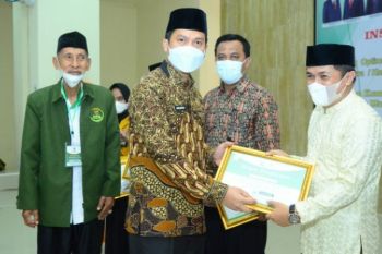 Sekda Majene ajak ASN dan masyarakat salurkan zakat melalui BAZNAS