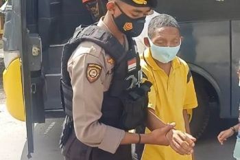 Polres Ngada bantu penyandang disabilitas jalani vaksinasi COVID