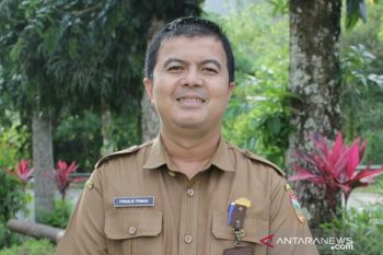Pemkab Solsel bagikan 1.200 paket sembako untuk motivasi vaksinasi