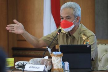 Ganjar ingatkan kembali daerah percepat vaksinasi