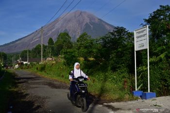 Badan Geologi naikkan status Semeru menjadi Siaga level 3