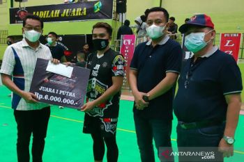 Bupati apresiasi turnamen volly ball Kapolres-Koni Mura cup