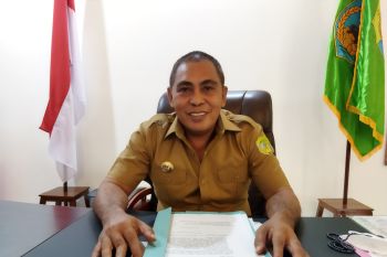 Bupati Manggarai Barat ajak warga tidak sebar hoaks tsunami