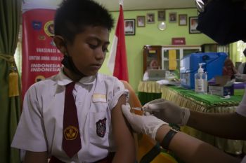 BINDA Sumbar  mulai vaksinasi anak usia 6-11 tahun di Sawahlunto