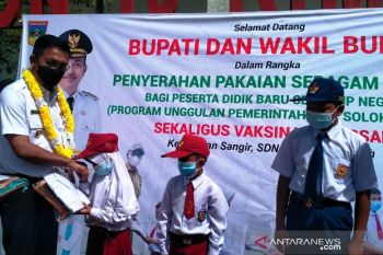 Program seragam gratis bagi pelajar Solok Selatan akan berlangsung hingga 2024