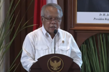 Menteri PUPR Basuki ungkapkan revisi UU Jalan untuk meningkatkan pelayanan jalan