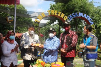 Bupati Kulon Progo meresmikan Taman Tresno dongkrak ekonomi masyarakat