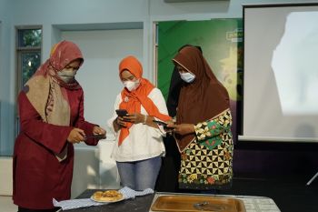 Grab, KPPU, Dinkop UKM DIY gelar "talkshow" kemitraan dan pelatihan UMKM