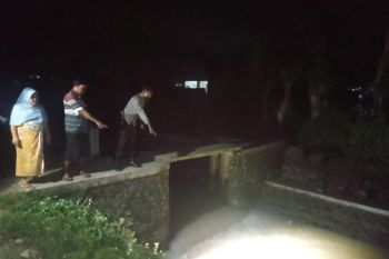 Bocah 6 tahun tewas terseret arus sungai di Praya Timur
