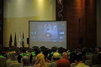 Mensesneg minta lulusan UNU Yogyakarta menangkap peluang di era disrupsi