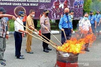 Ribuan 'prohibited item' disita di Bandara Tjilik Riwut selama 2021
