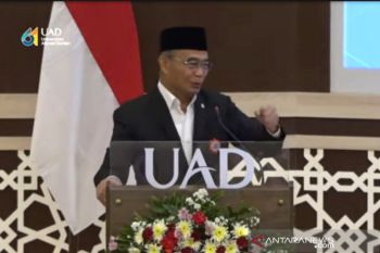 Menko PMK: Mahasiswa harus menguasai teknologi informasi