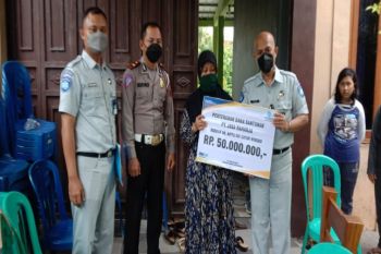 Jasa Raharja Pekalongan serahkan santunan korban laka di Pemalang