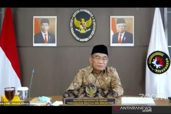 Menko PMK sebut Natal-Tahun Baru merupakan momentum tegakan disiplin PeduliLindungi