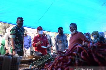 Bupati dan Forkopimda Cianjur sidak pasar pastikan harga stabil