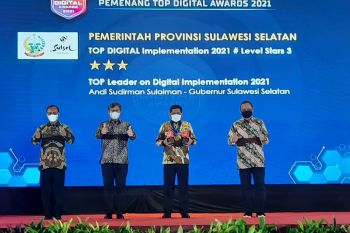 Pemprov Sulsel meraih penghargaan Top Digital Award 2021