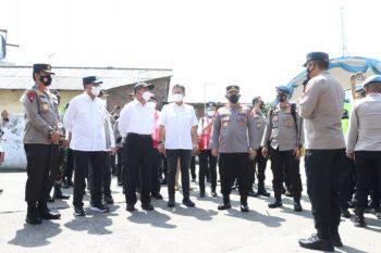Kapolri tinjau kesiapan penyeberangan Merak-Bakauheni jelang Natal dan Tahun Baru