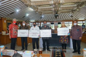 PLN Peduli bantu pemasangan dan instalasi listrik gratis