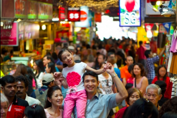 Seni, belanja, makan dan belajar sejarah di Bras Basah Bugis di Singapura