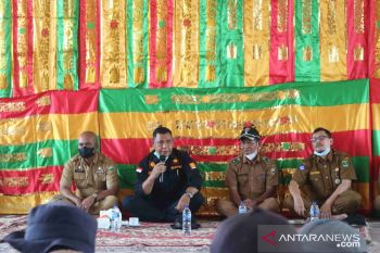 Masyarakat manfaatkan bantuan ekskavator dari Pemda buka akses jalan pertanian