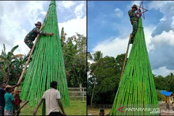 Satgas TNI Yonif 123 buat pohon Natal untuk warga perbatasan RI-PNG