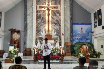 Menteri Agama berkunjung ke Gereja Katedral Lampung