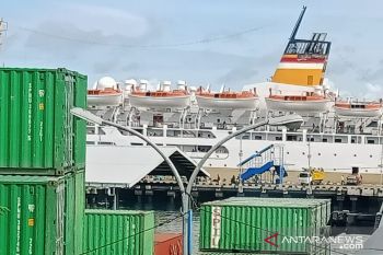 Arus penumpang di Pelabuhan Baubau menurun jelang Natal-Tahun Baru