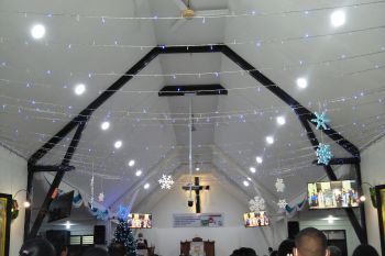 Kapolres dan Dandim 1620 Lombok Tengah memantau Natal di gereja