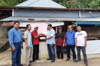 Perantau Maninjau di Bukittinggi bantu warga korban longsor Tanjung Sani