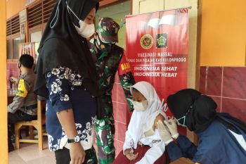 Binda DIY tambah vaksinator mempercepat vaksinasi 6-11 tahun Kulon Progo