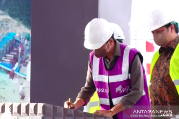 Jokowi resmikan pabrik pemurnian nikel di Konawe Sultra