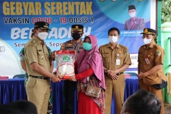 Bupati Barito Utara terus dorong tercapainya target vaksinasi