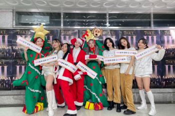 TWICE akhirnya selesaikan tur dunia perdana sejak pandemi