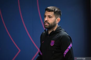 Bek Barcelona Jordi Alba positif COVID-19