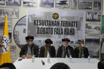 Dewan Fala Raha batalkan pengukuhan Sultan Ternate Ke-49
